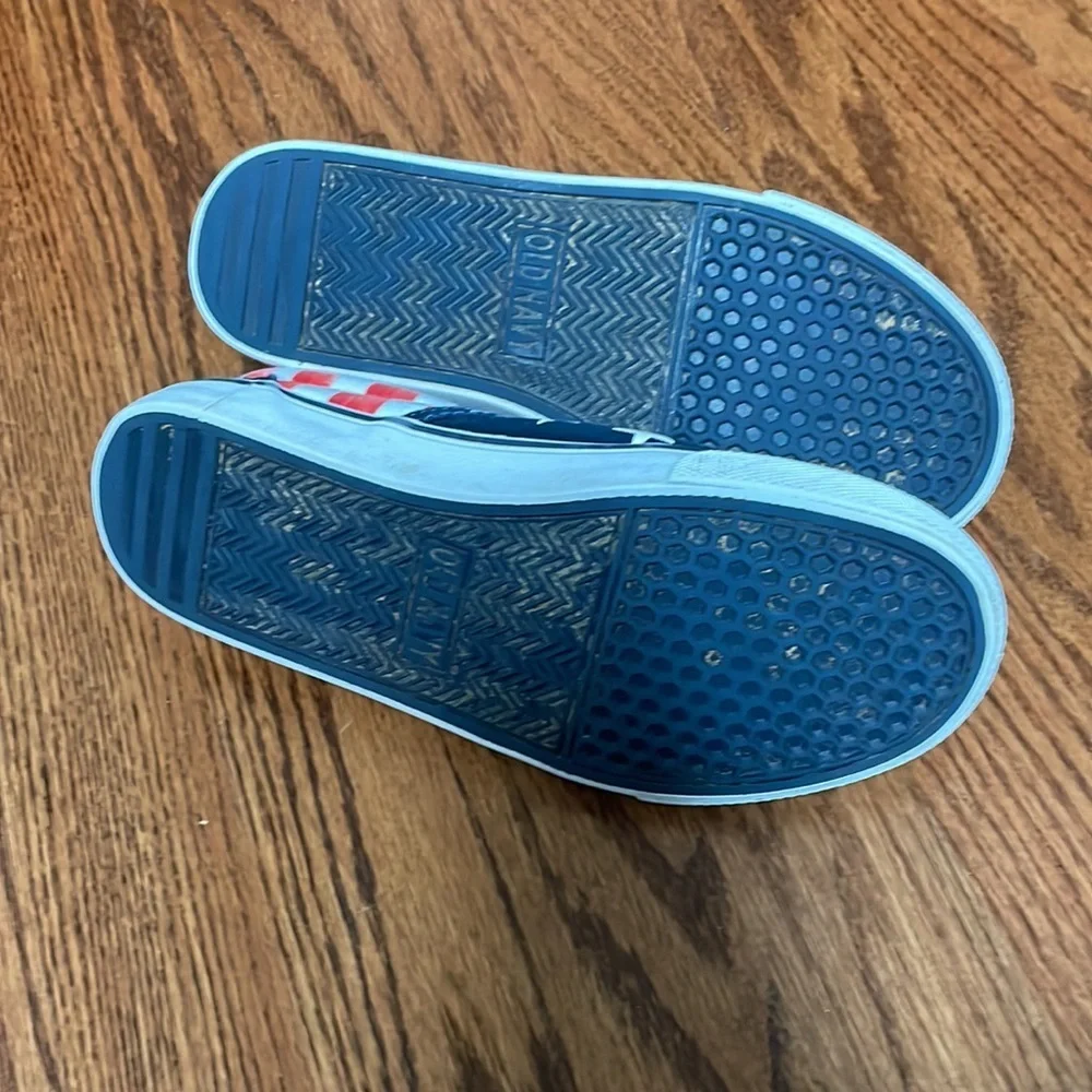 🌿Youth old Navy Slip on sneakers. Black and USA THEMED. 2 pair bundle.🌿